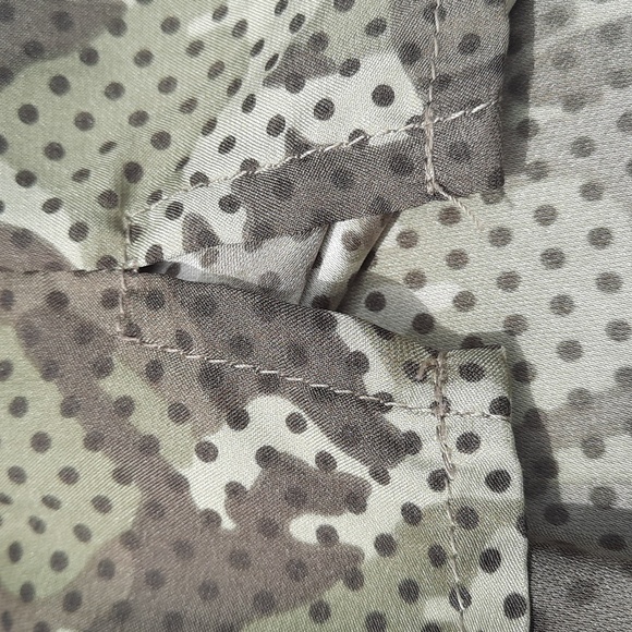 Tommy Hilfiger Camouflage Polka Dot Popover Shirt - Picture 9 of 10